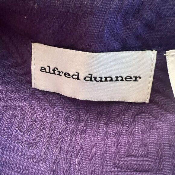 Alfred Dunner purple embellished blazer. Size 10 - Picture 3 of 8